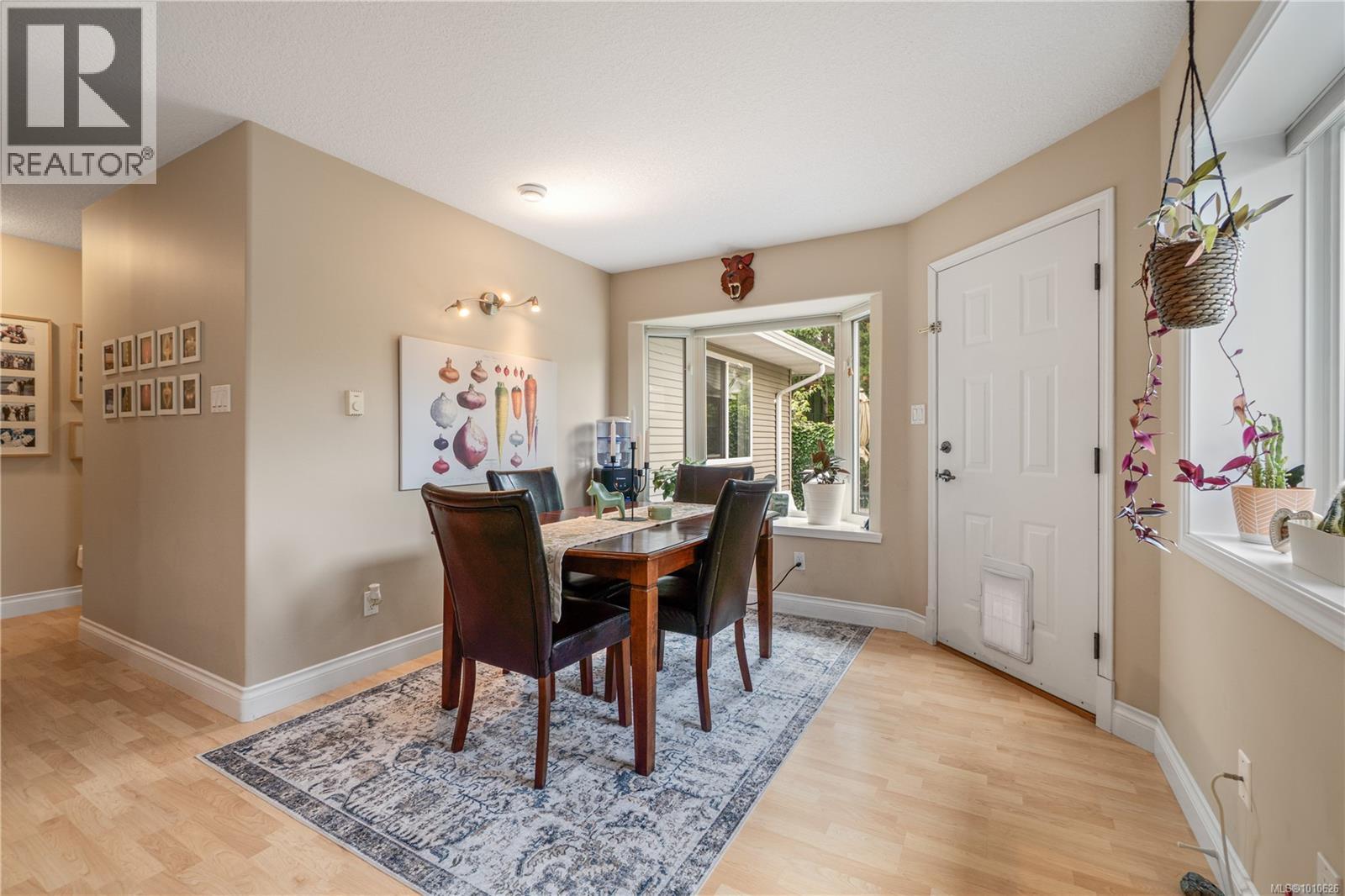Photo 27 of 797 Temple St, Parksville BC