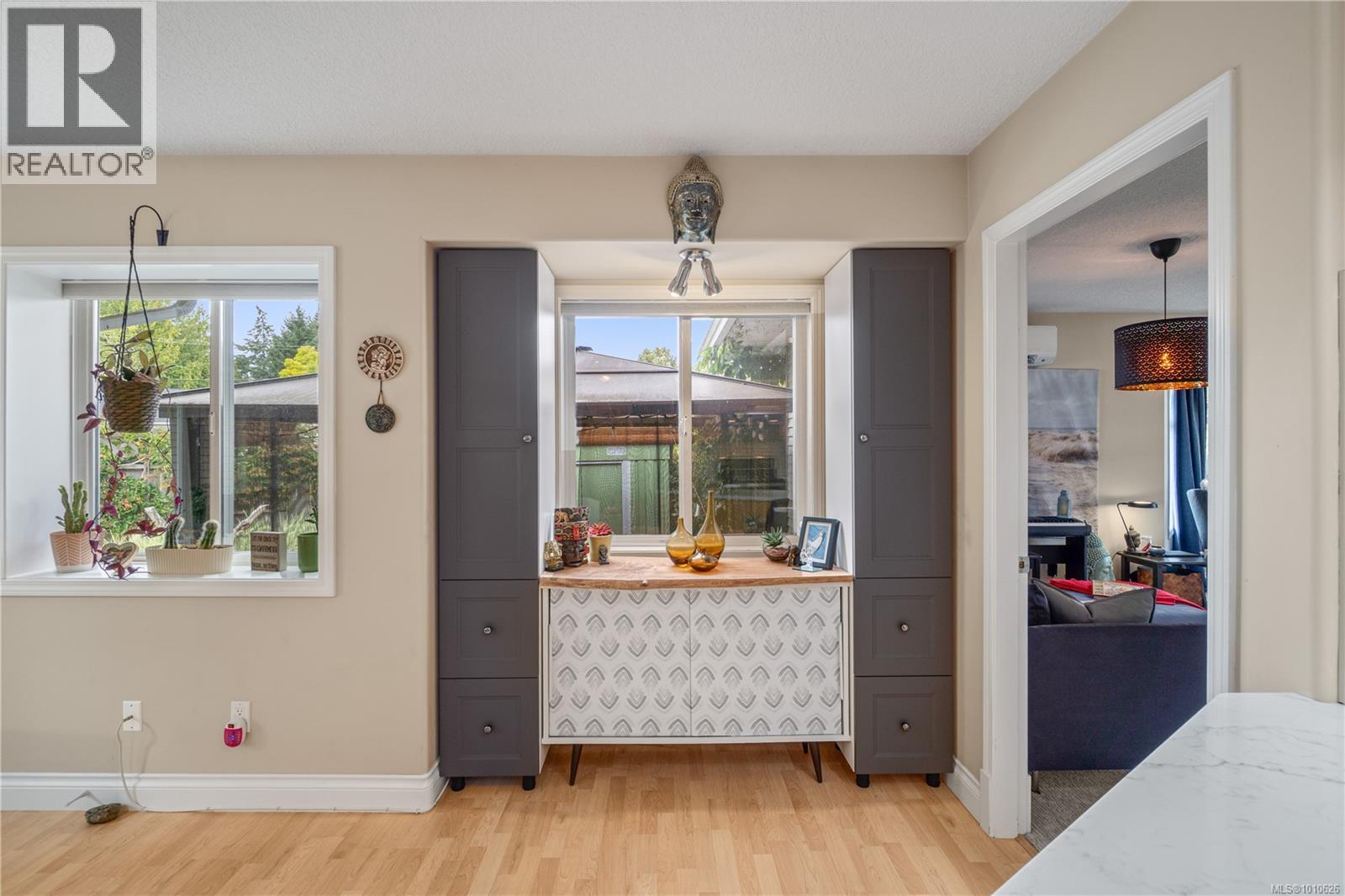 Photo 28 of 797 Temple St, Parksville BC