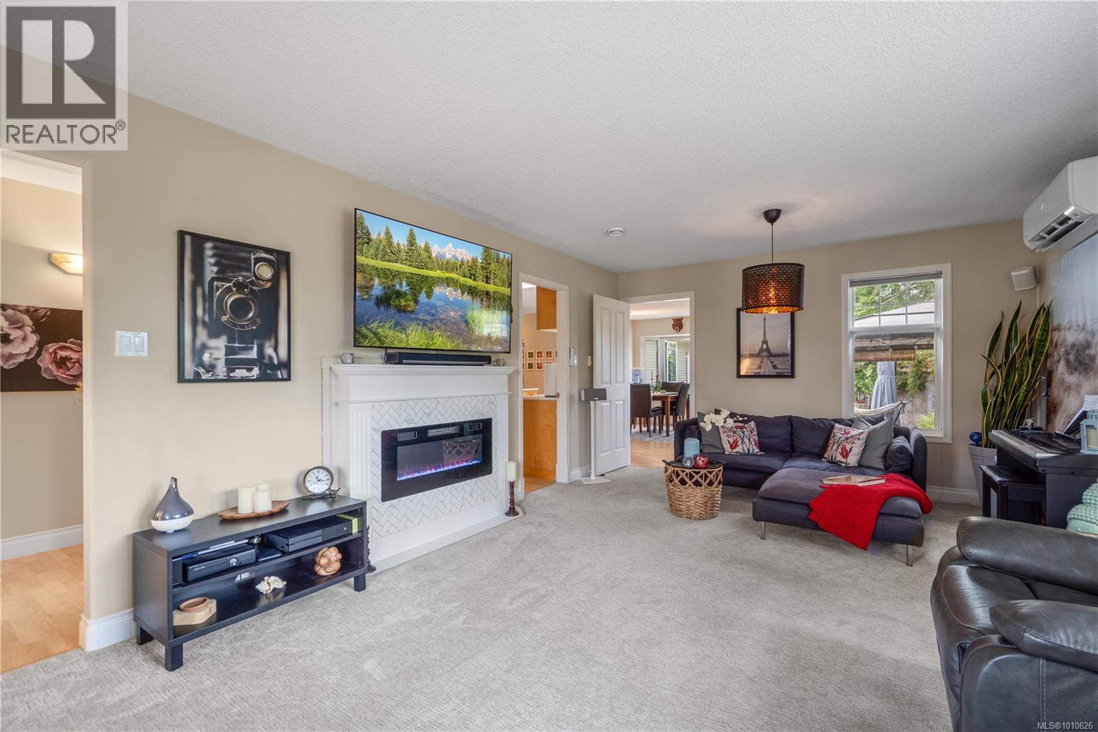 Photo 40 of 797 Temple St, Parksville BC