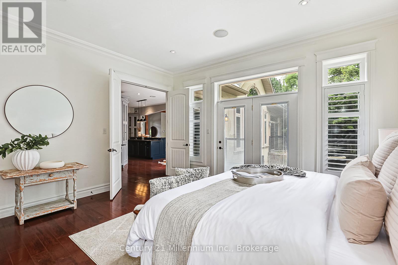 Photo 24 of 112 Cortina Crescent, Blue Mountains ON