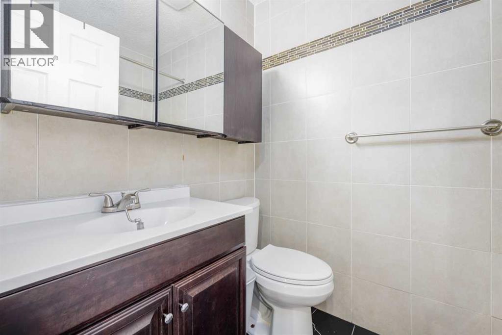 Single Family House for Sale in   Bergen Road NW Beddington Heights Calgary 