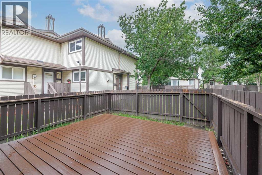 Single Family House for Sale in   Bergen Road NW Beddington Heights Calgary 