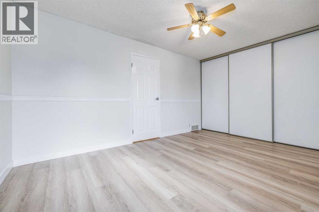 Single Family House for Sale in   Bergen Road NW Beddington Heights Calgary 