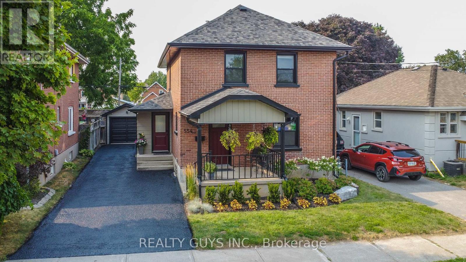 Photo 3 of 554 Douglas Avenue, Peterborough Central ON