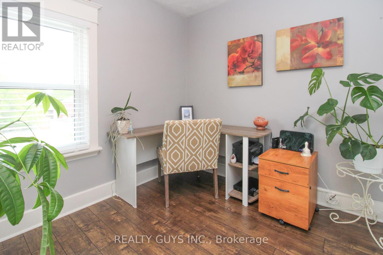 Photo 35 of 554 Douglas Avenue, Peterborough Central ON