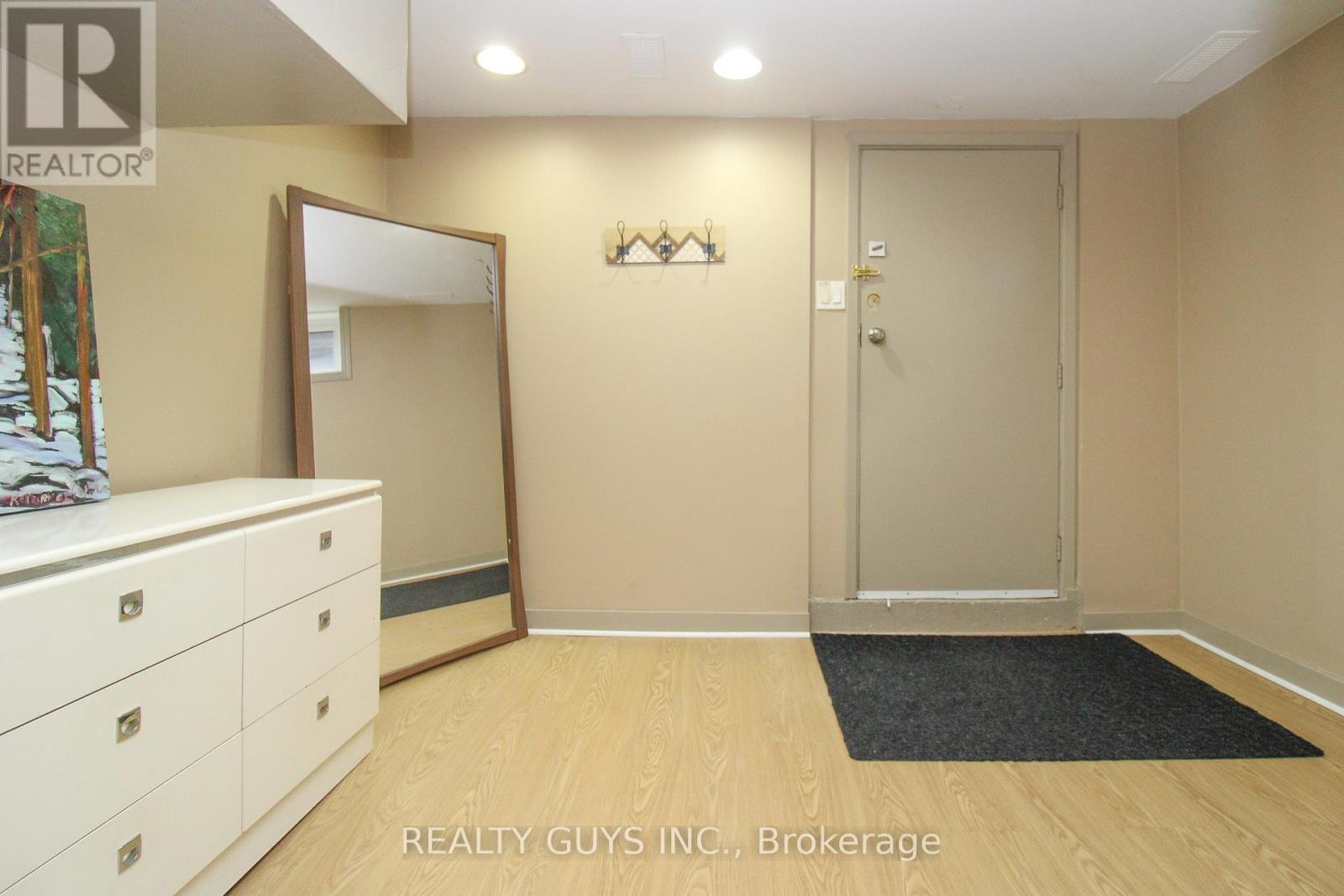 Photo 39 of 554 Douglas Avenue, Peterborough Central ON
