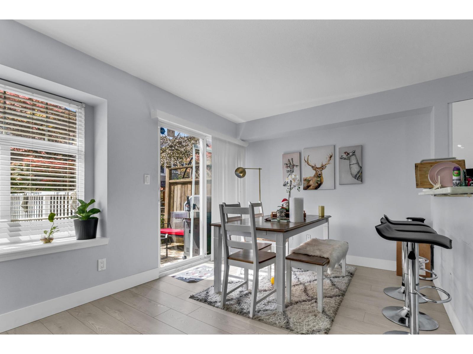 Photo 10 of 202 9580 Prince Charles Boulevard, Surrey BC