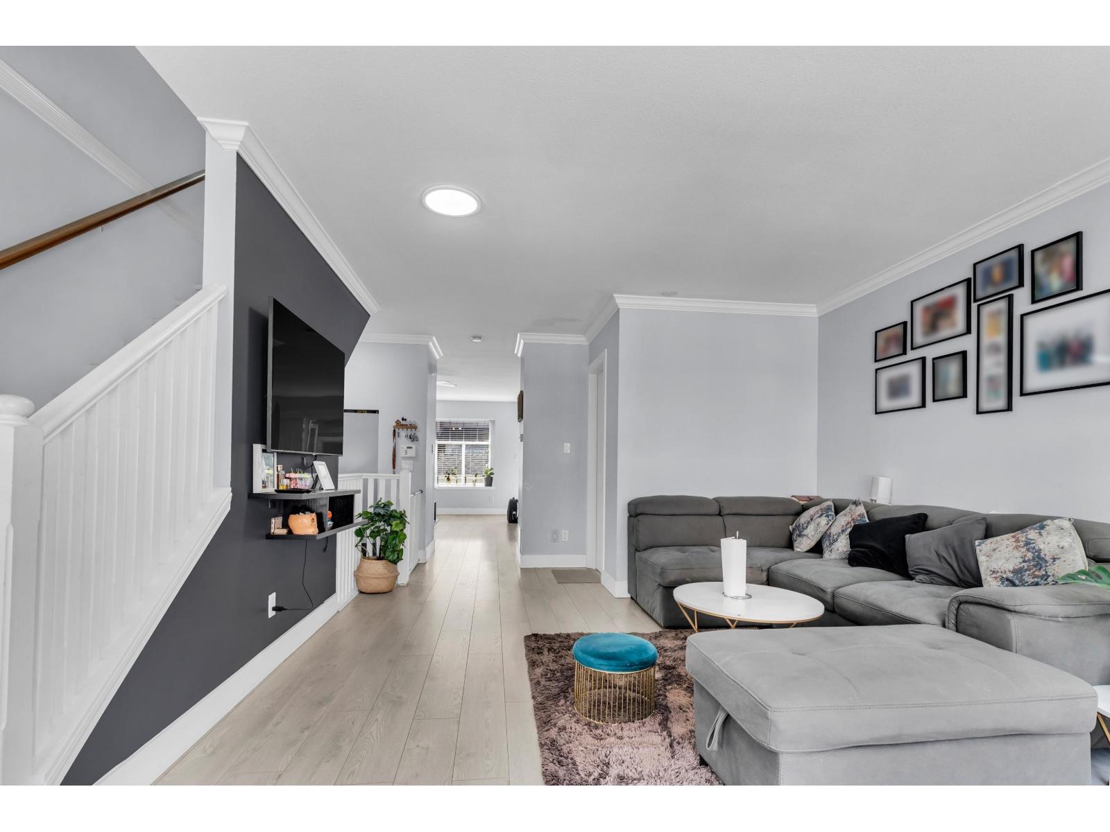 Photo 6 of 202 9580 Prince Charles Boulevard, Surrey BC