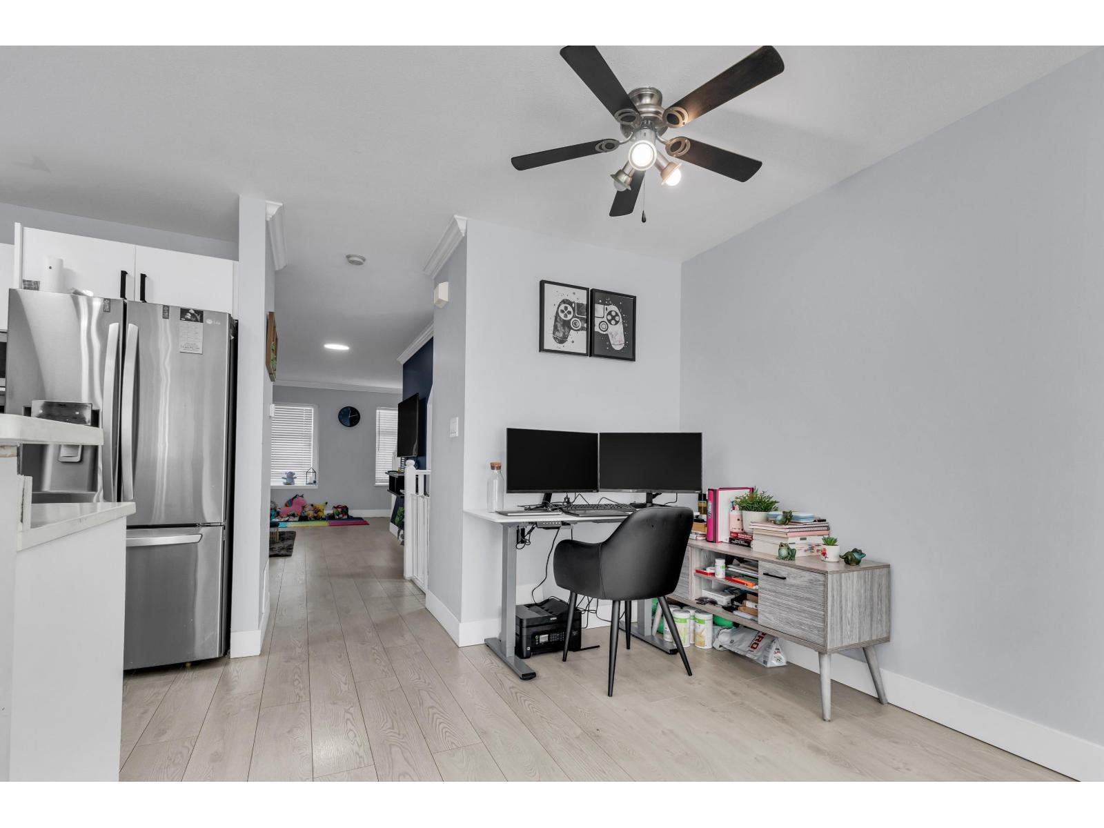 Photo 12 of 202 9580 Prince Charles Boulevard, Surrey BC