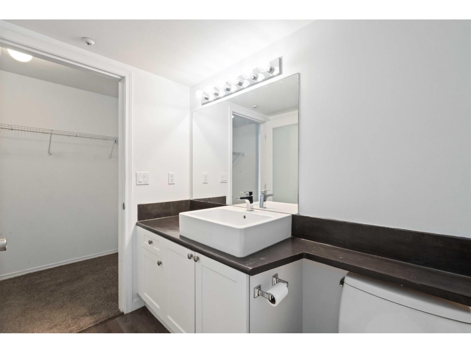 Photo 36 of 307 20245 53 Avenue, Langley BC