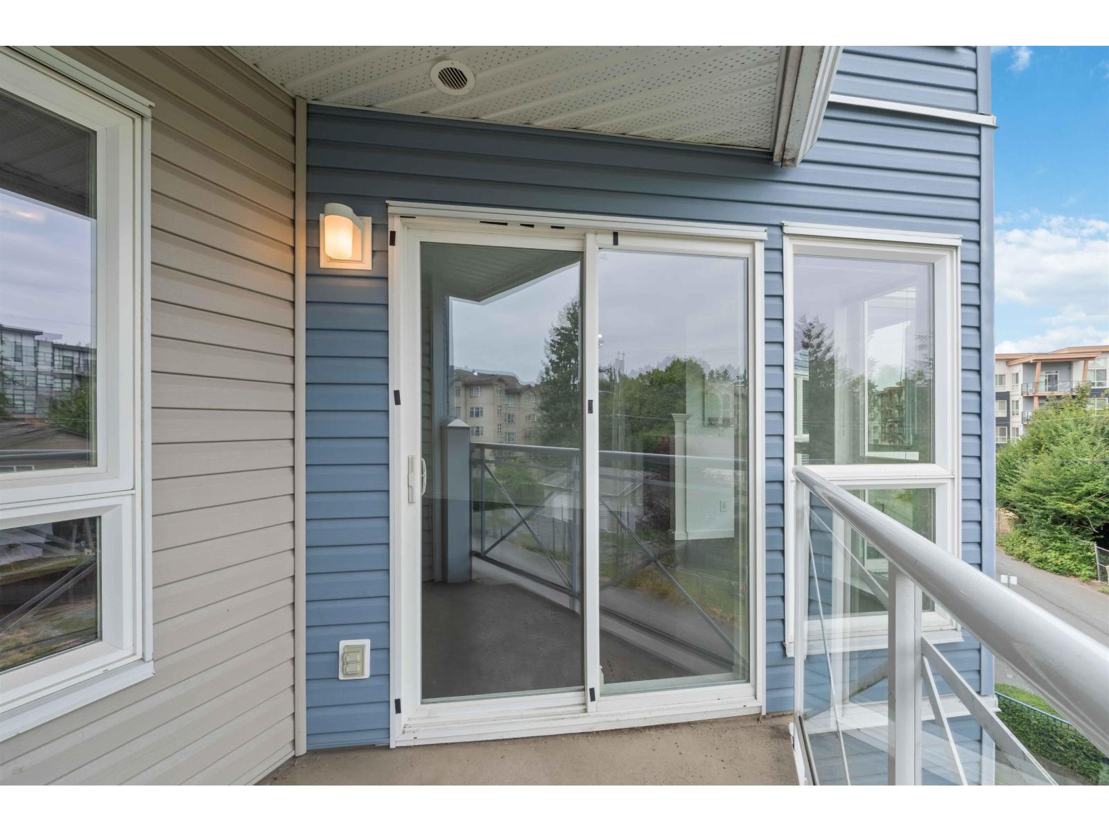 Photo 25 of 307 20245 53 Avenue, Langley BC