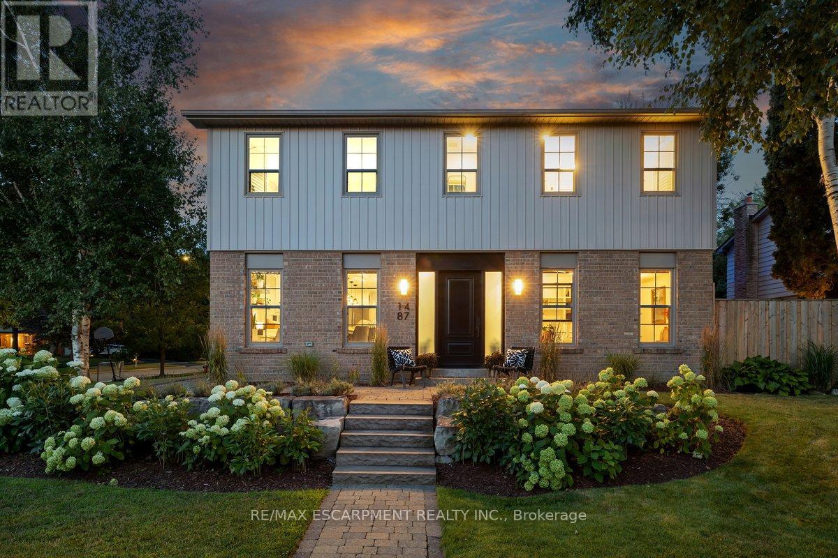Photo 1 of 1487 Chriseden Drive, Mississauga ON