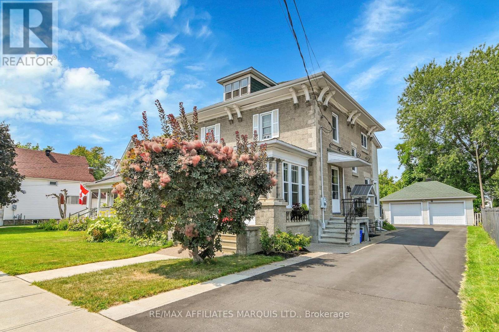 Photo 30 of 123 Fifth Street E, Cornwall ON