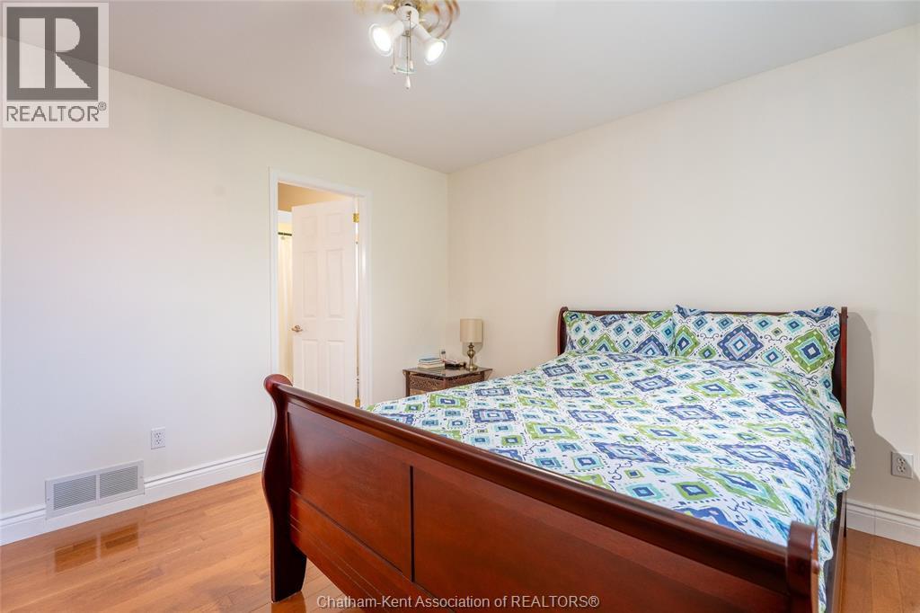 Photo 27 of 29 Larose Crescent, Chatham ON