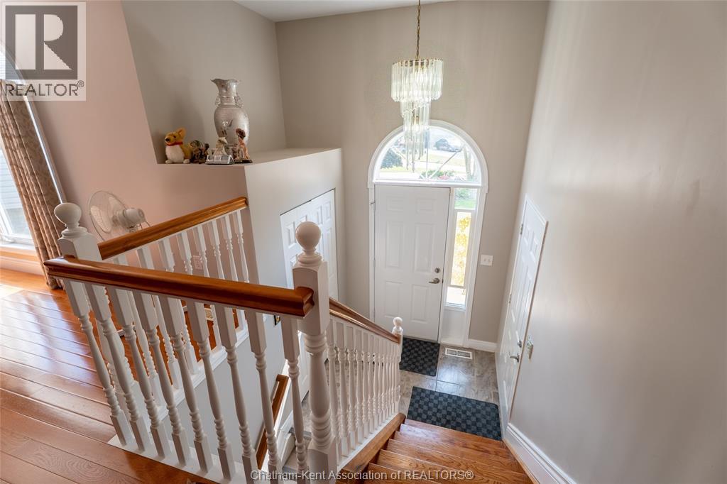 Photo 23 of 29 Larose Crescent, Chatham ON