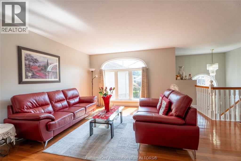 Photo 40 of 29 Larose Crescent, Chatham ON
