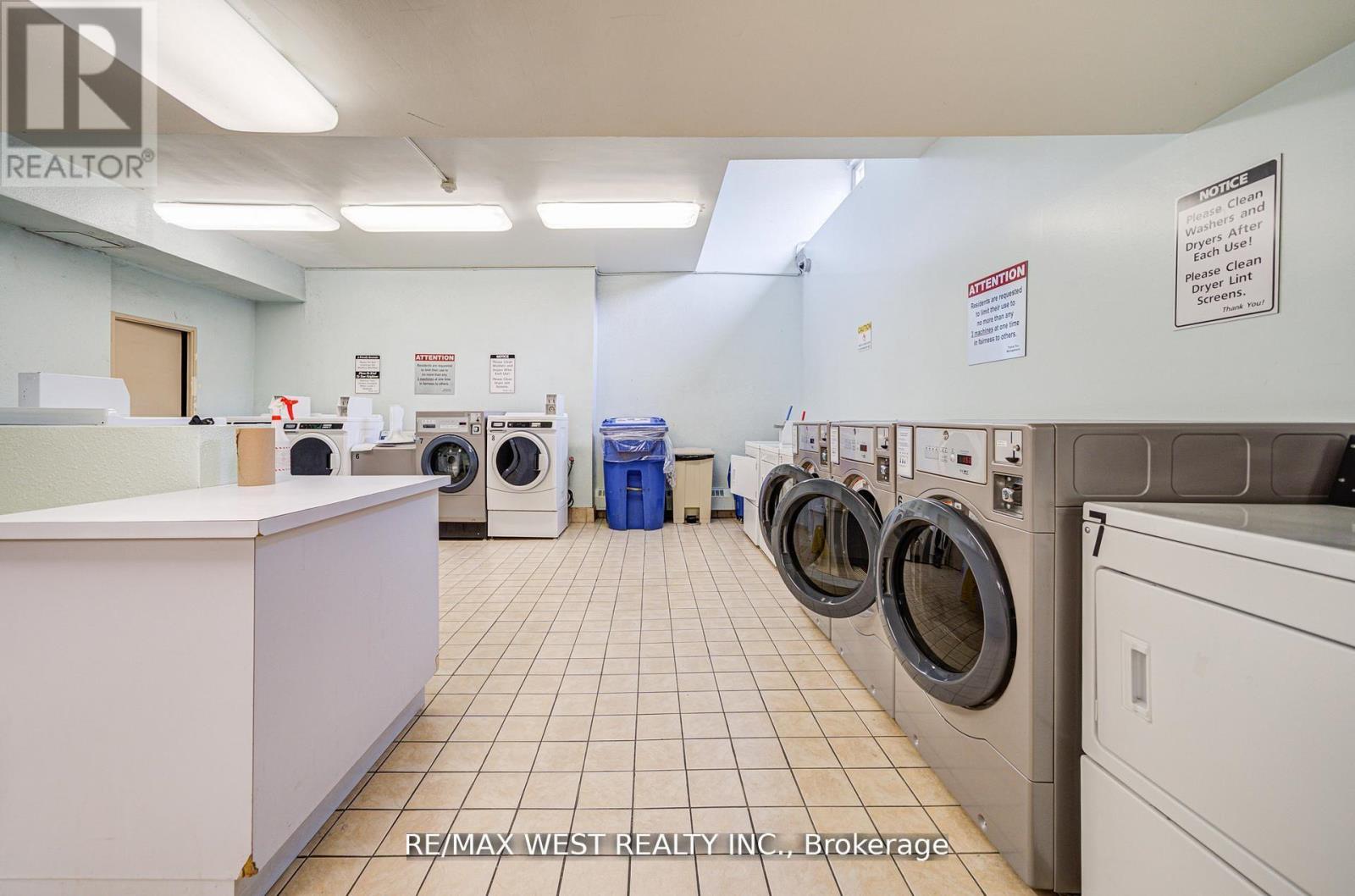Photo 12 of 606 44 Longbourne Drive, Toronto ON