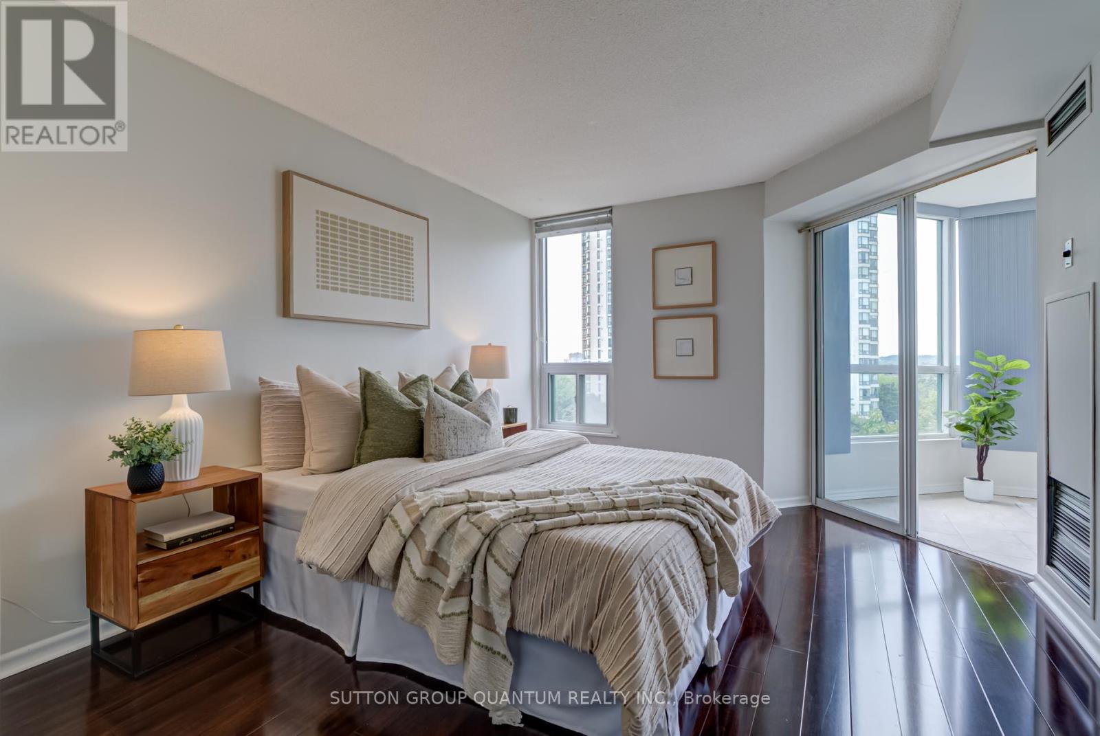 Photo 50 of 606 4450 Tucana Court, Mississauga ON