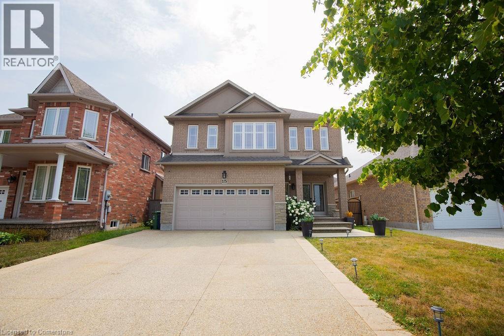 Photo 2 of 15 Meadowbank Drive, Hamilton ON
