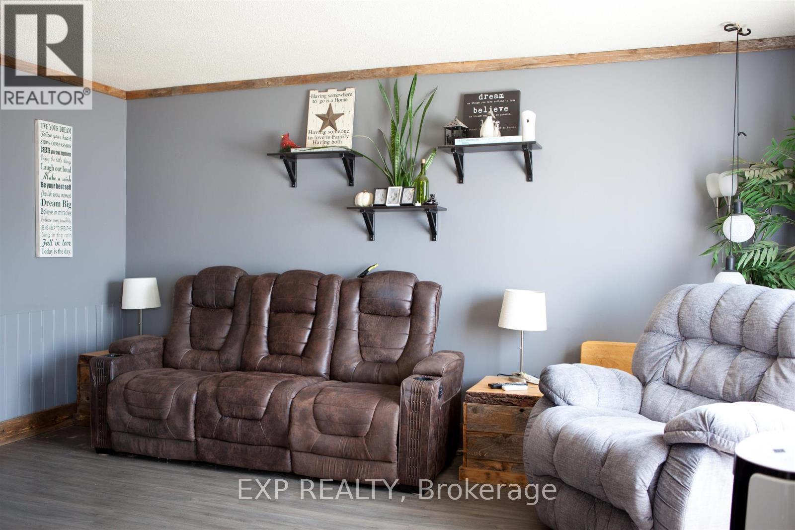 Photo 7 of 14 Admiral Drive, Sault Ste Marie ON