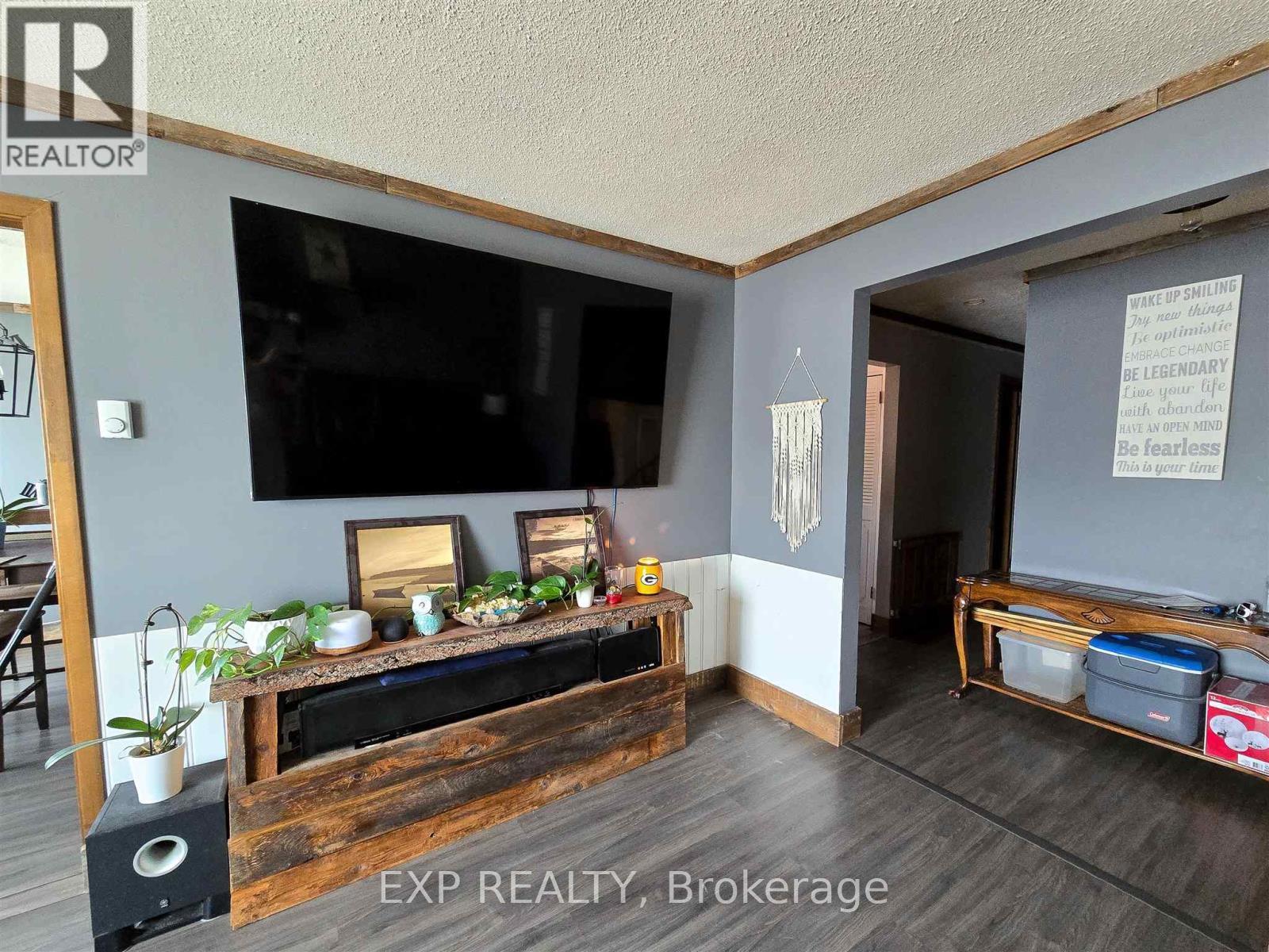 Photo 8 of 14 Admiral Drive, Sault Ste Marie ON