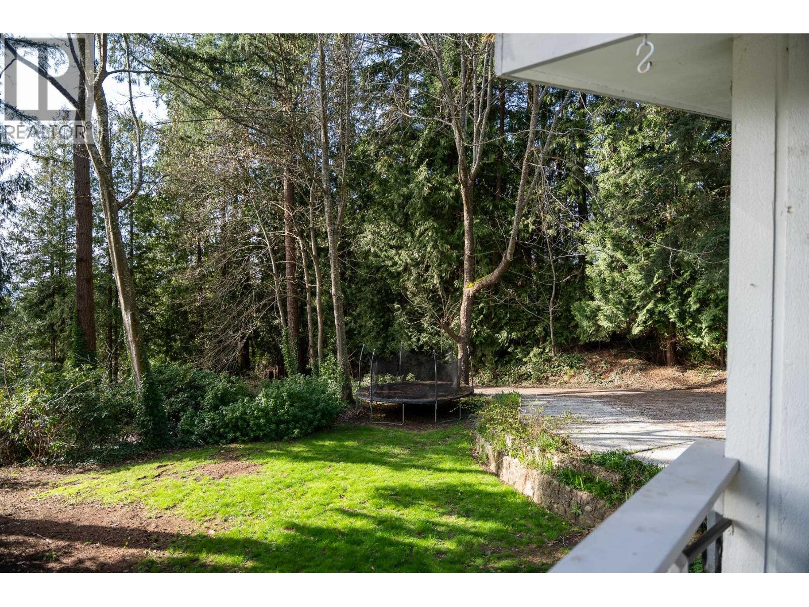 5080 SUNSHINE COAST HIGHWAY, Sechelt