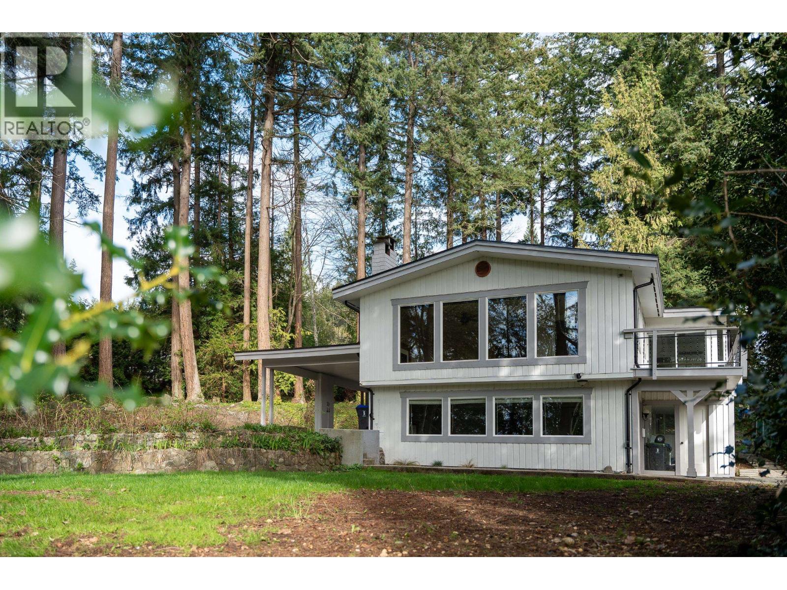 5080 SUNSHINE COAST HIGHWAY, Sechelt