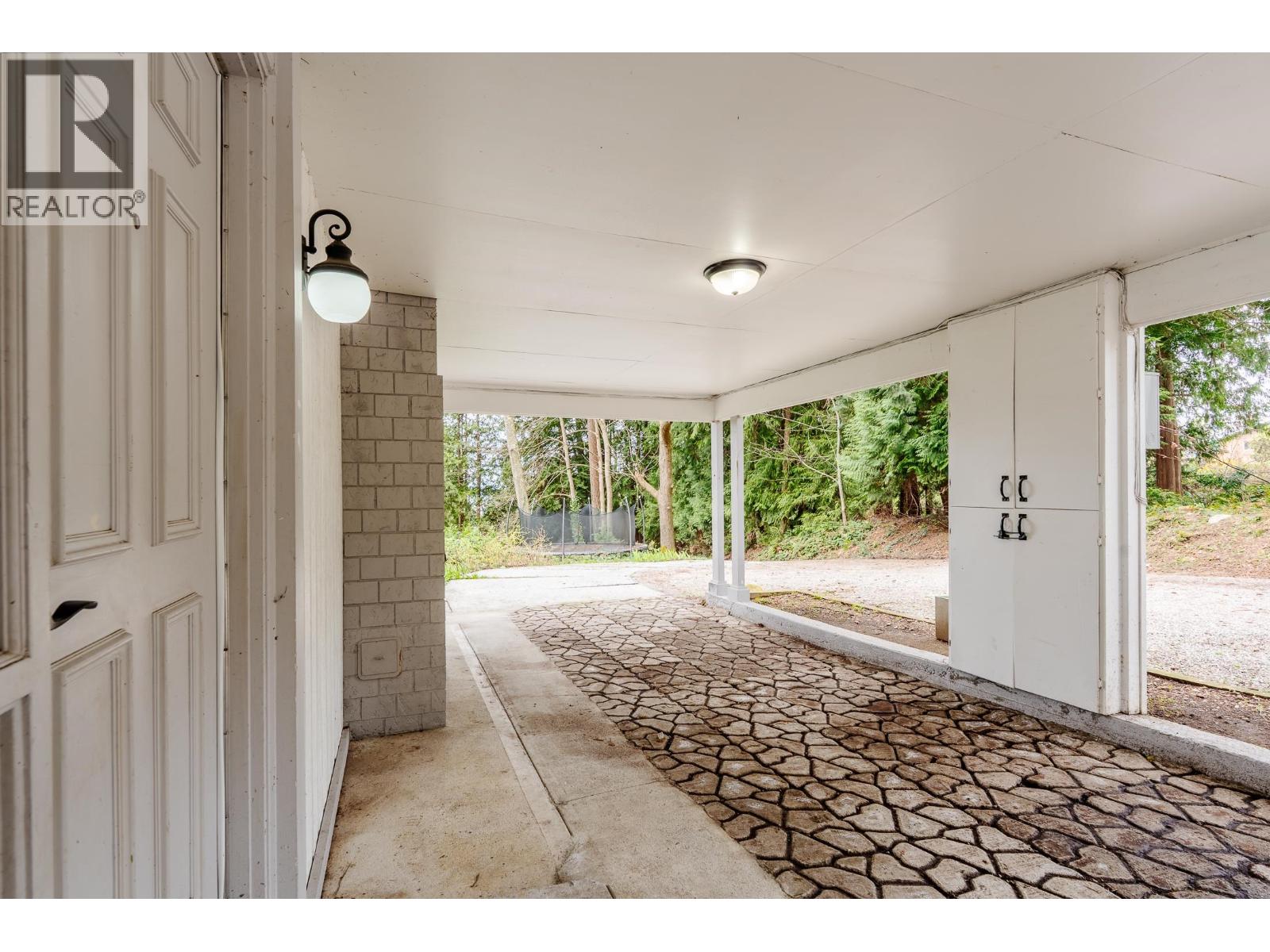 5080 SUNSHINE COAST HIGHWAY, Sechelt