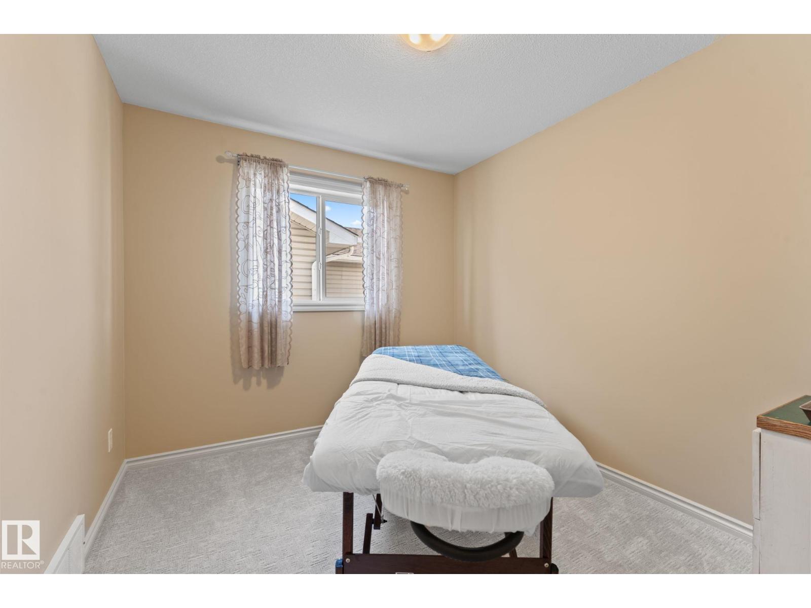 Photo 29 of 11241 167 A Av Nw, Edmonton AB