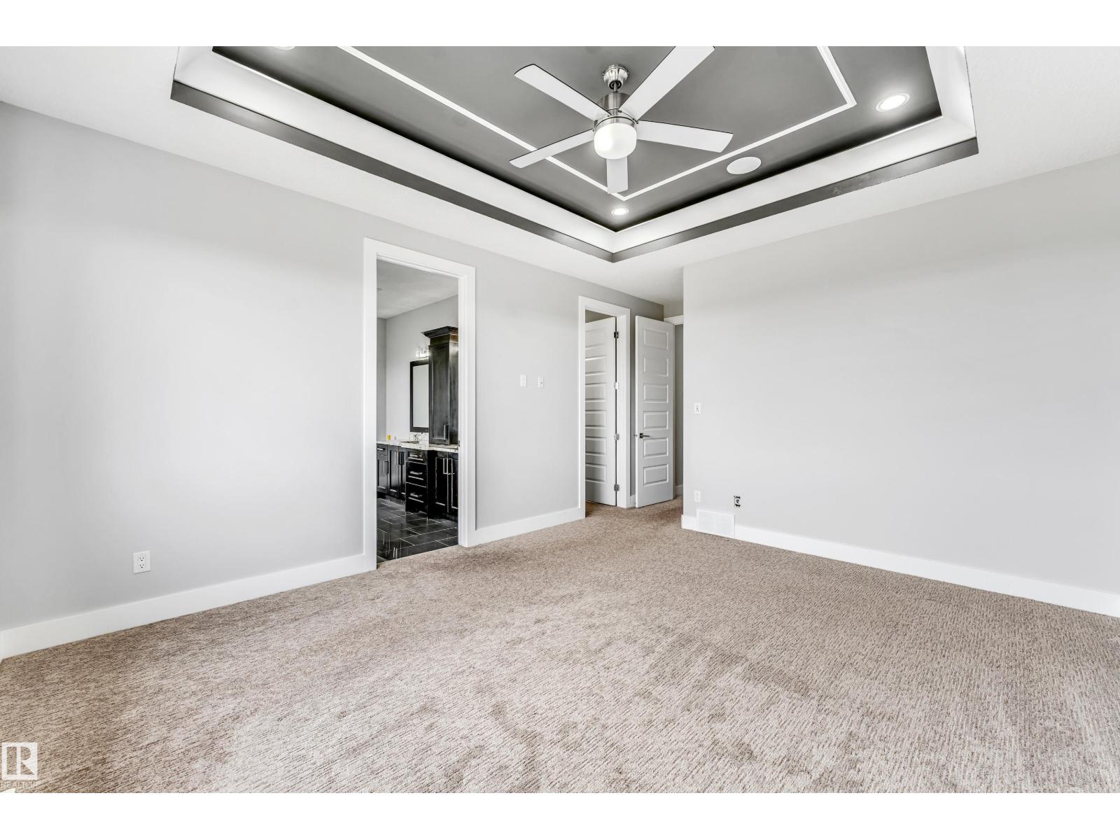Photo 9 of 1743 28 St Nw, Edmonton AB