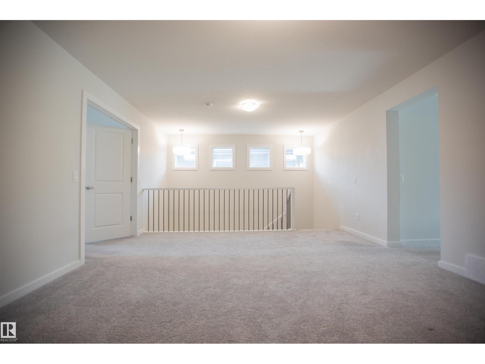 Photo 28 of 2815 200 St Nw, Edmonton AB