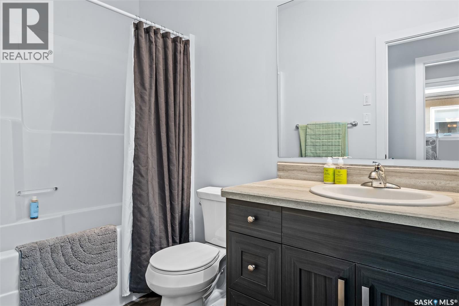 Photo 27 of 72 Brigham Road, Moose Jaw SK