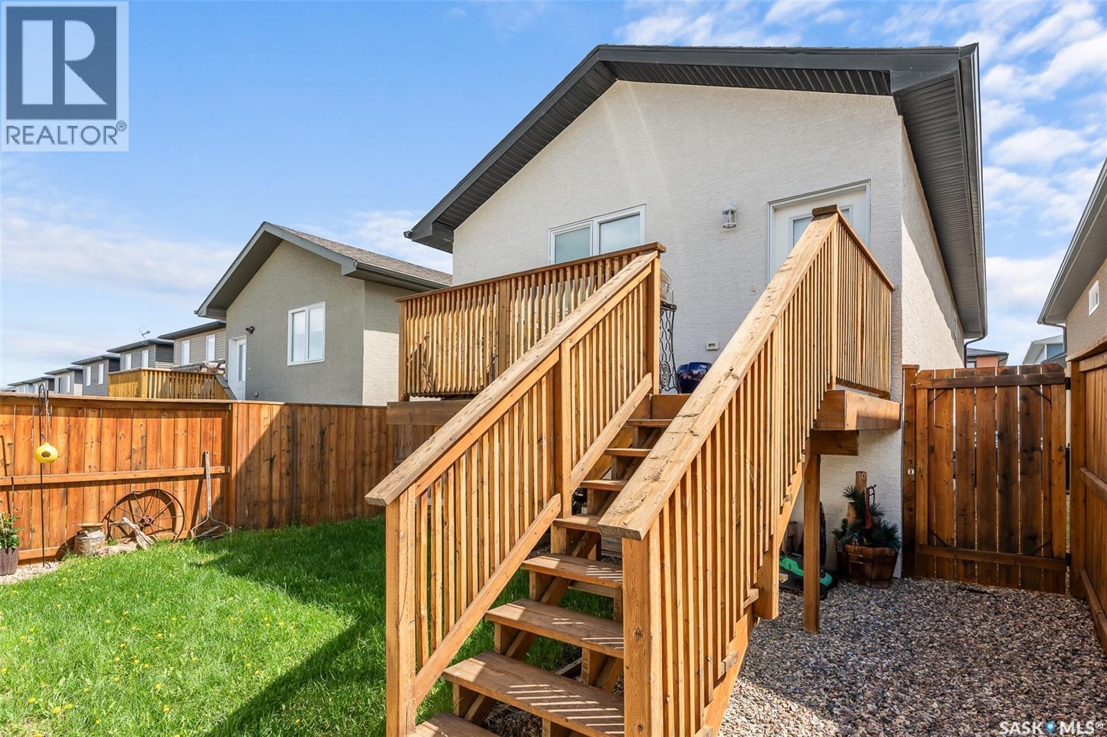 Photo 8 of 72 Brigham Road, Moose Jaw SK