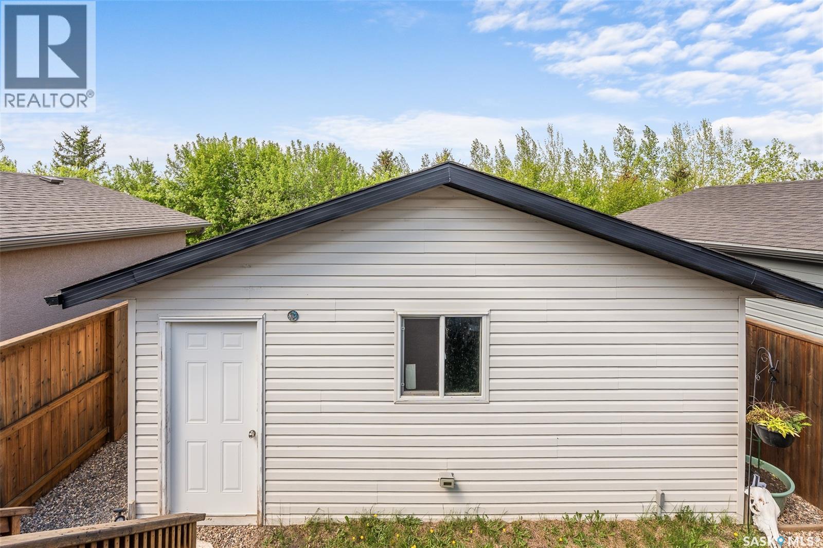 Photo 32 of 72 Brigham Road, Moose Jaw SK