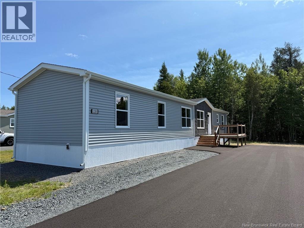 Photo 2 of 220 Rue Bella Vista, Tracadie NB
