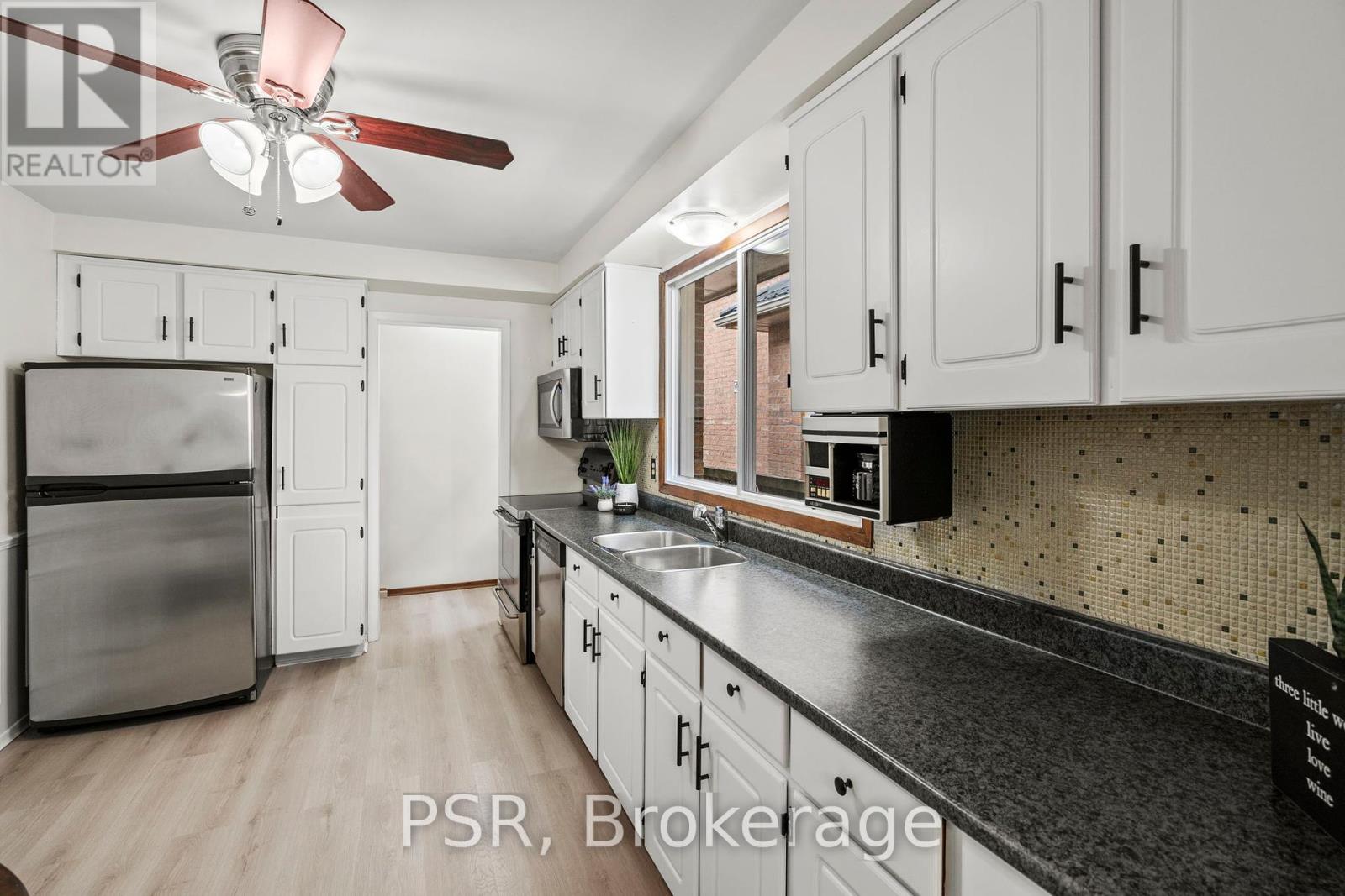 Photo 38 of 42 Scarboro Avenue, Toronto ON