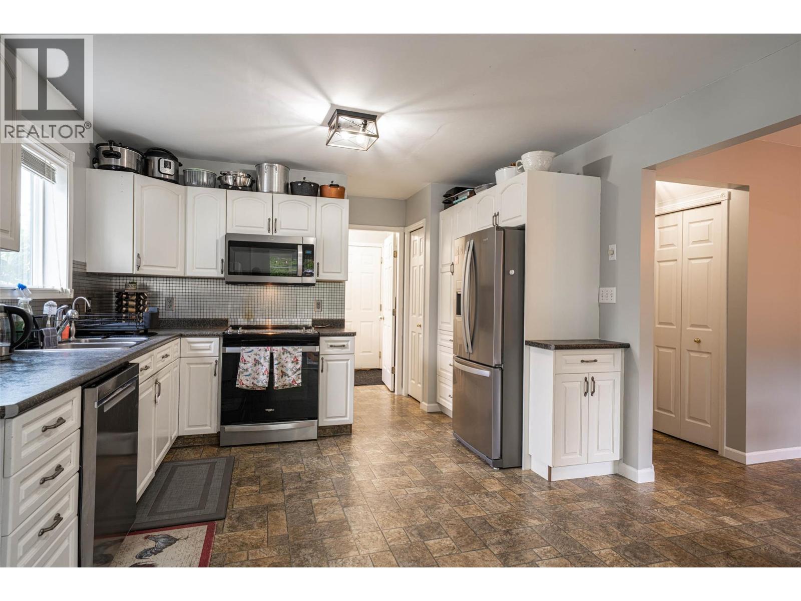 Photo 5 of 53 Preston Crescent, Enderby BC