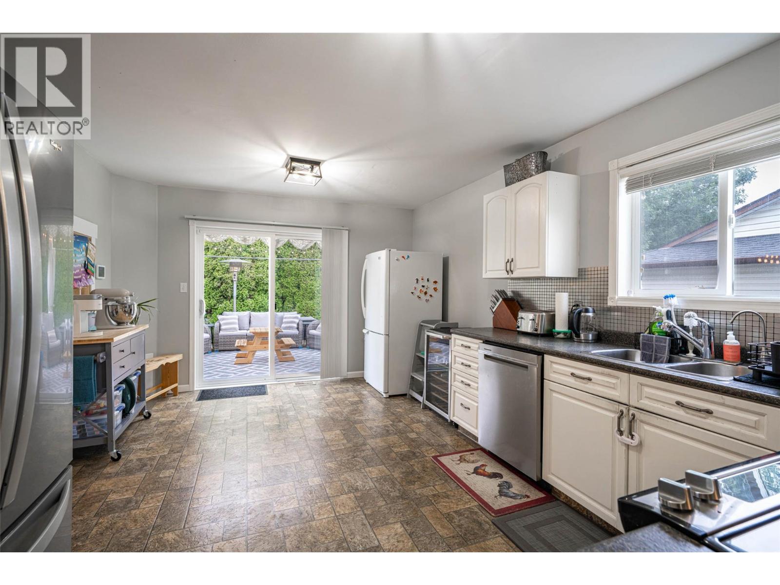 Photo 7 of 53 Preston Crescent, Enderby BC