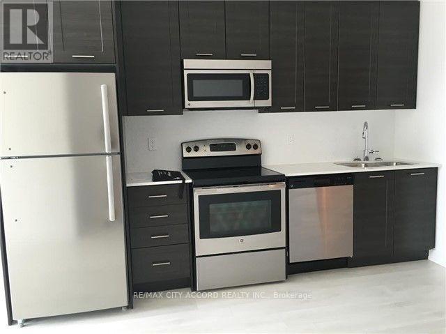 Photo 1 of 903 50 Bruyeres Mews, Toronto ON
