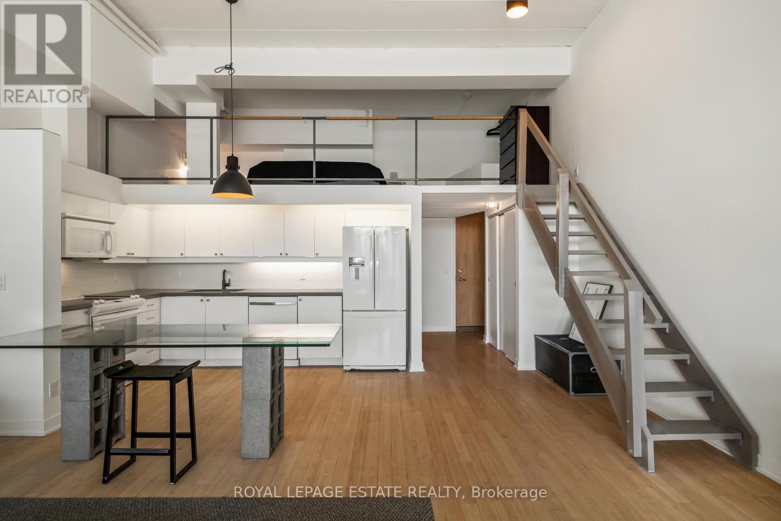 Photo 26 of 301 160 Baldwin Street, Toronto ON