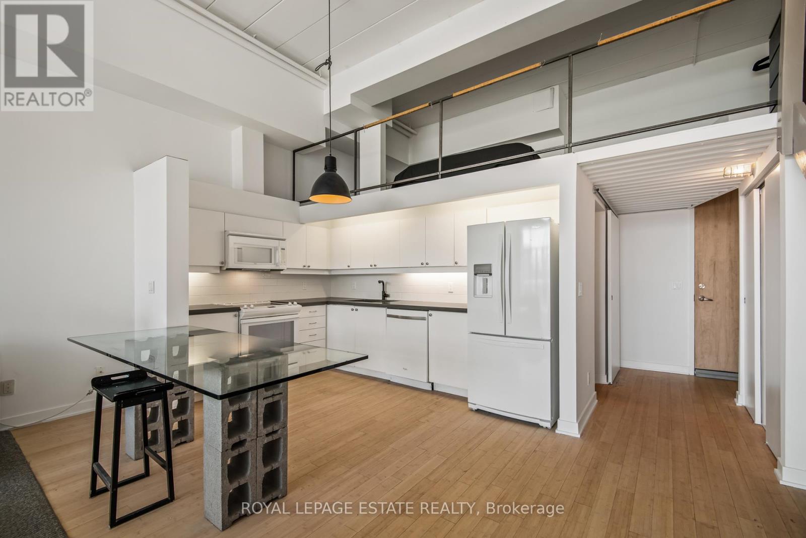 Photo 14 of 301 160 Baldwin Street, Toronto ON