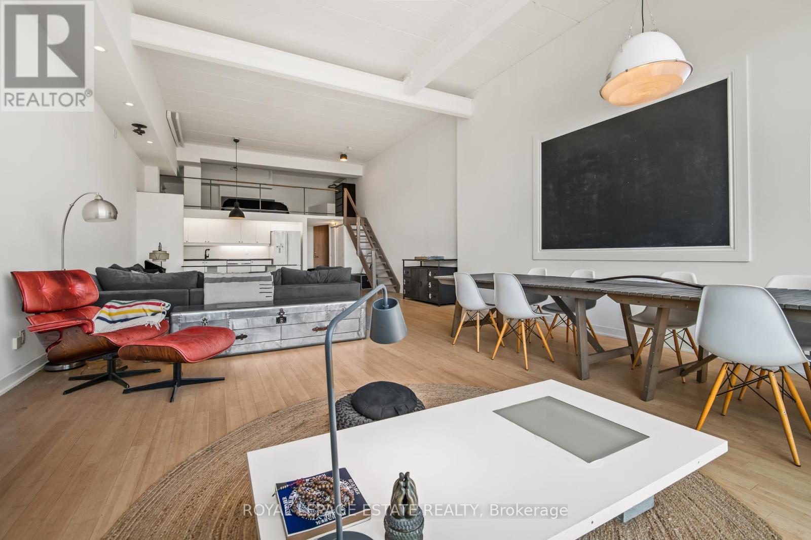 Photo 24 of 301 160 Baldwin Street, Toronto ON