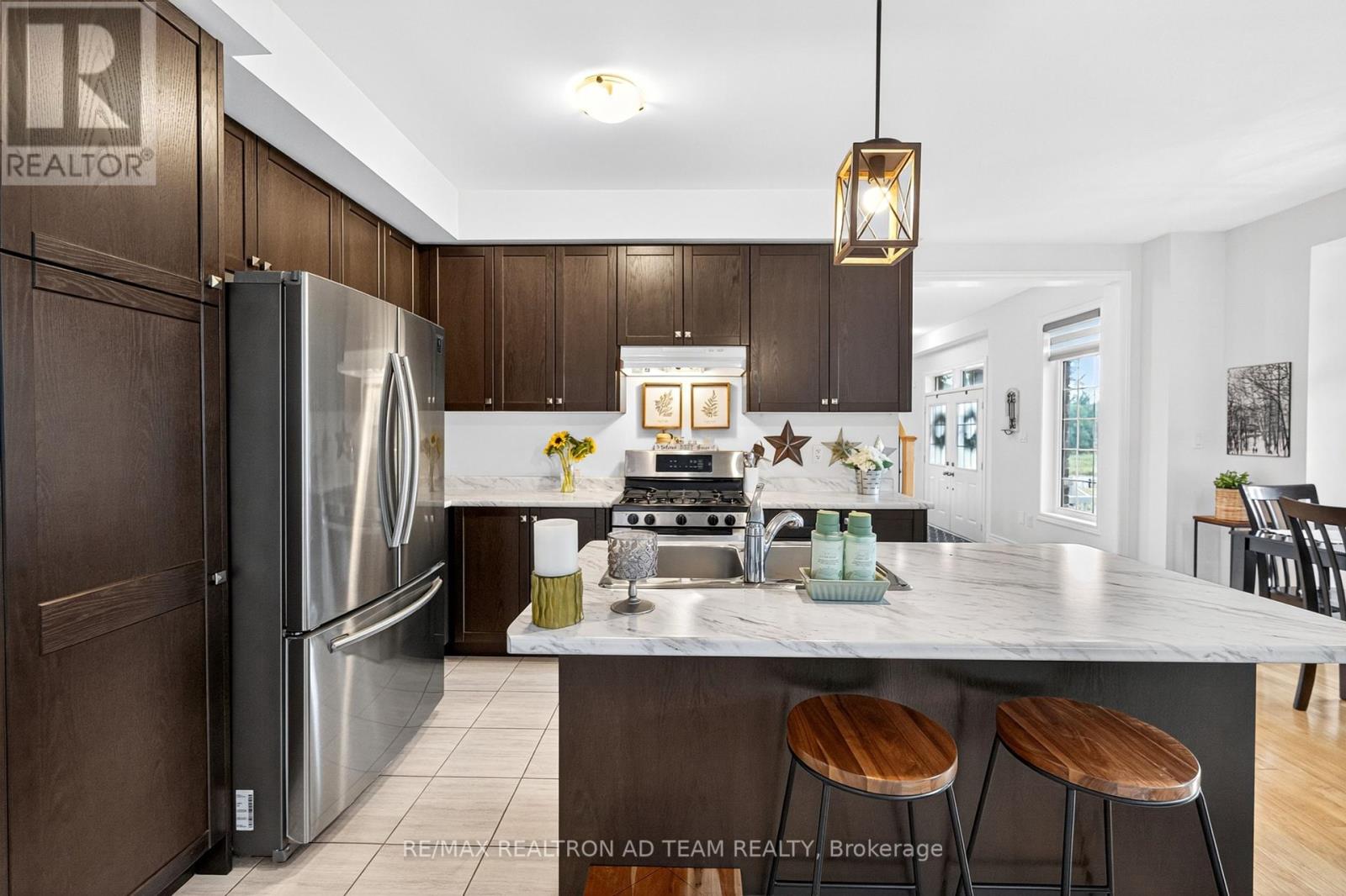 Photo 16 of 1153 Enchanted Crescent, Pickering ON