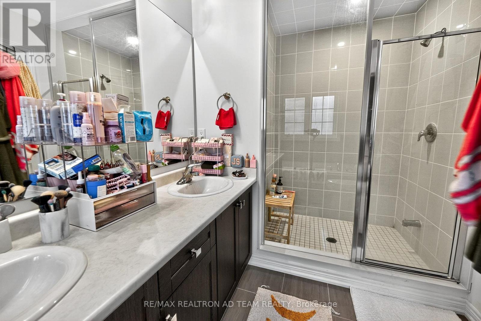 Photo 27 of 1153 Enchanted Crescent, Pickering ON