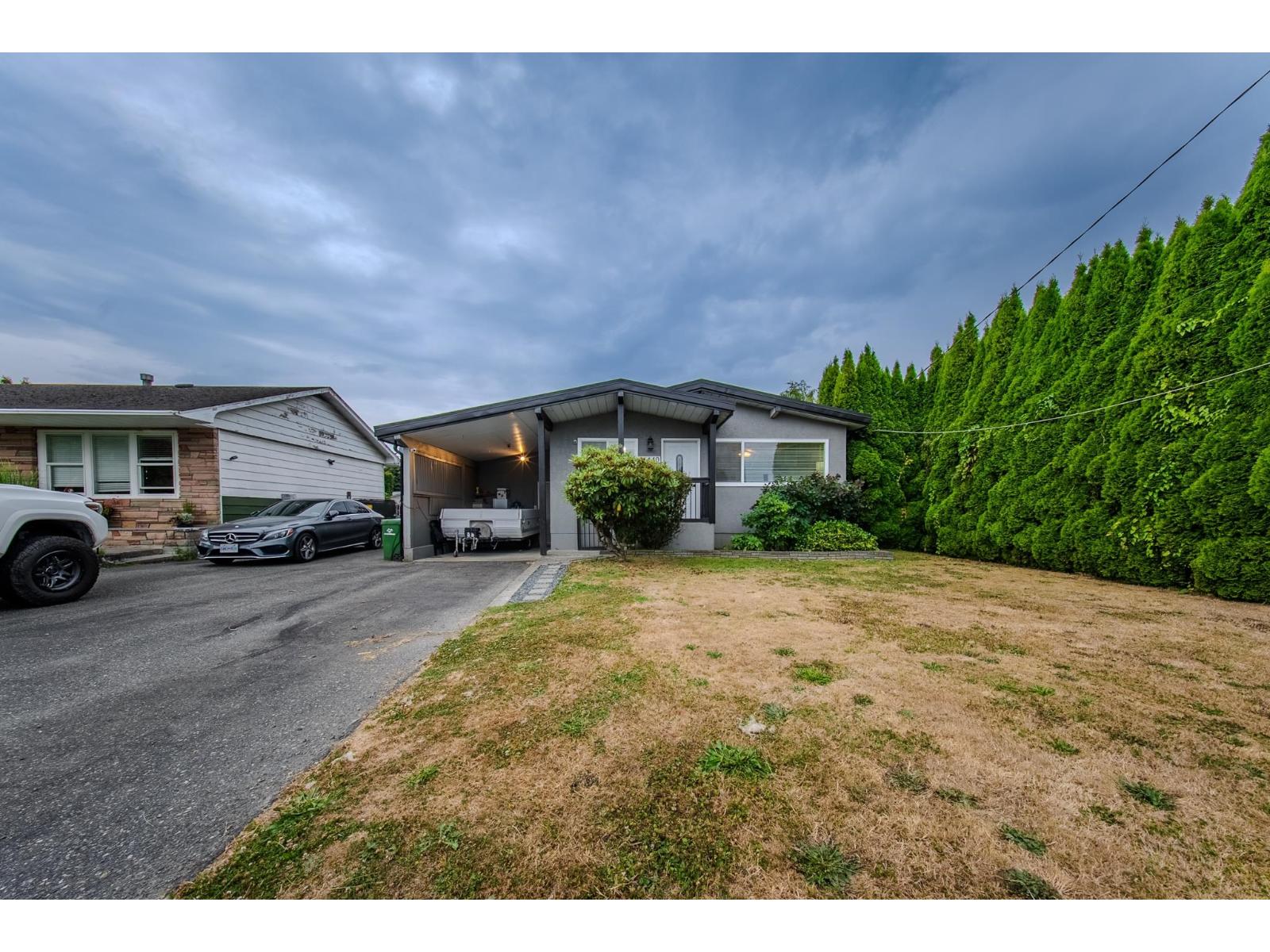 Photo 11 of 45440 Wellington Avenue Chilliwack Proper West, Chilliwack BC