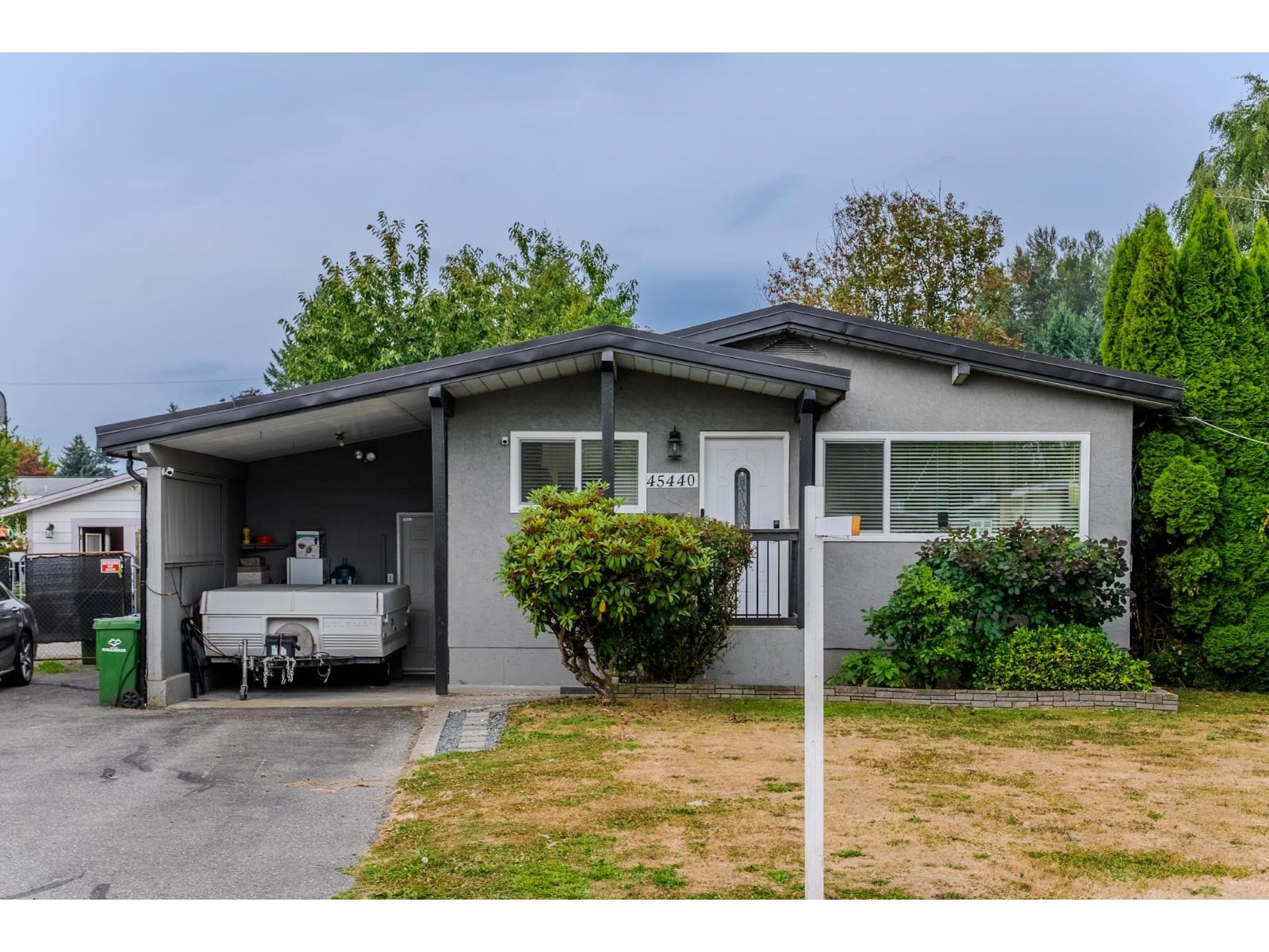 Photo 32 of 45440 Wellington Avenue Chilliwack Proper West, Chilliwack BC