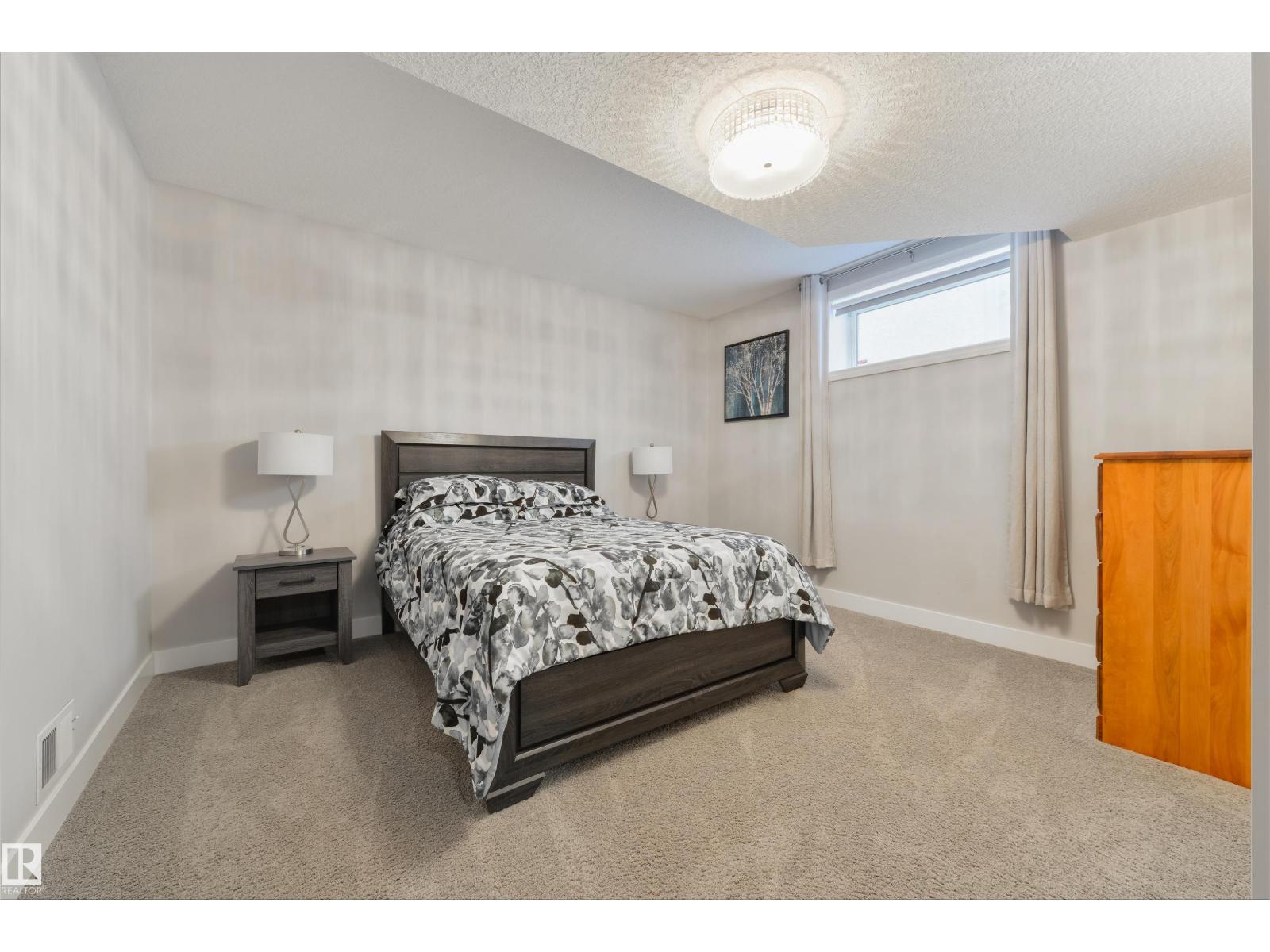 14 PRESTIGE PT NW, Edmonton