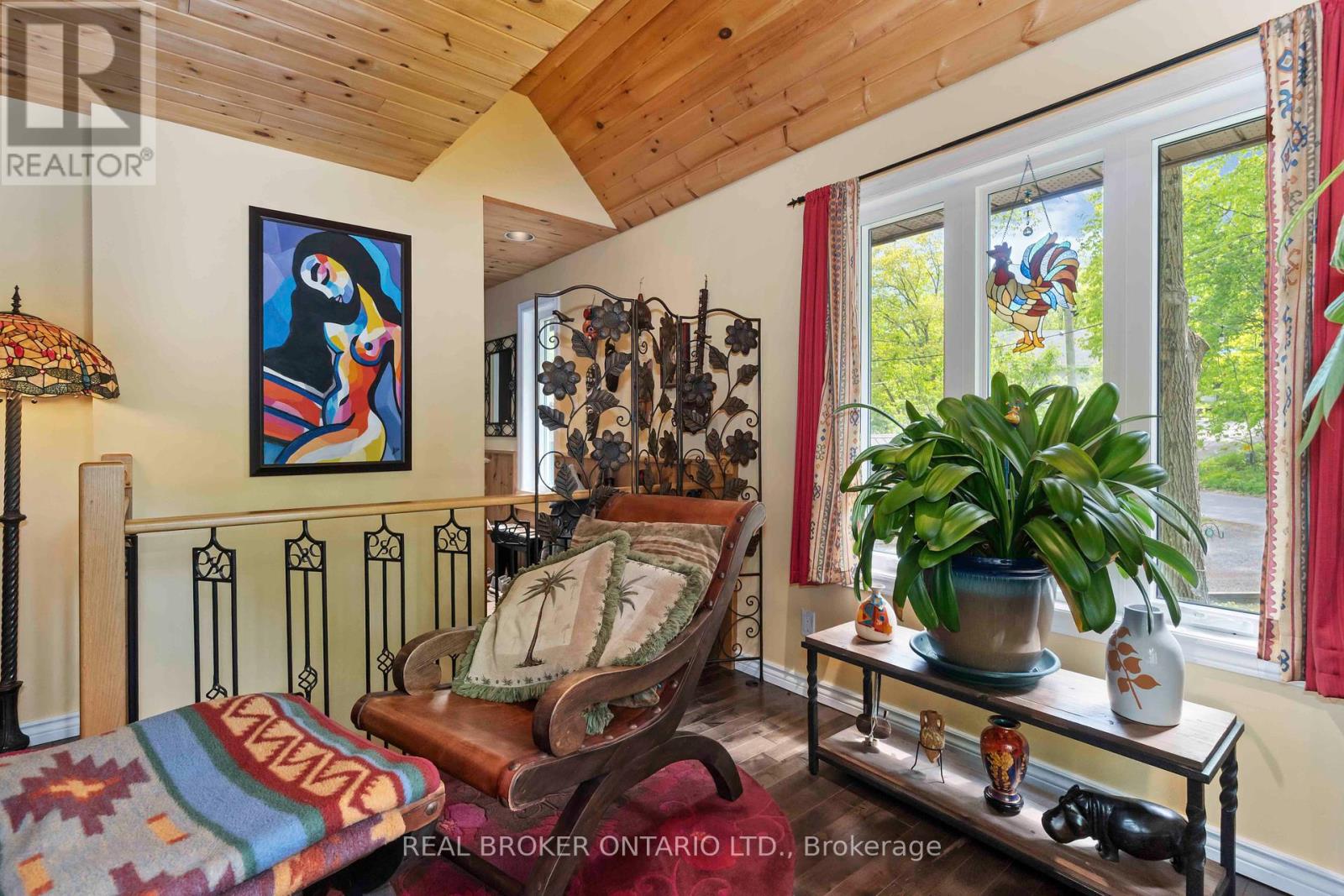 Photo 15 of 190 Woods Road, Ottawa ON