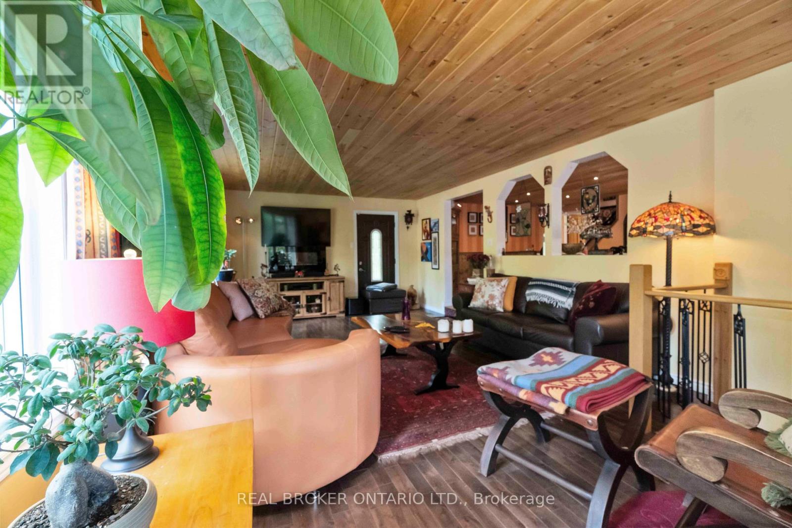 Photo 19 of 190 Woods Road, Ottawa ON