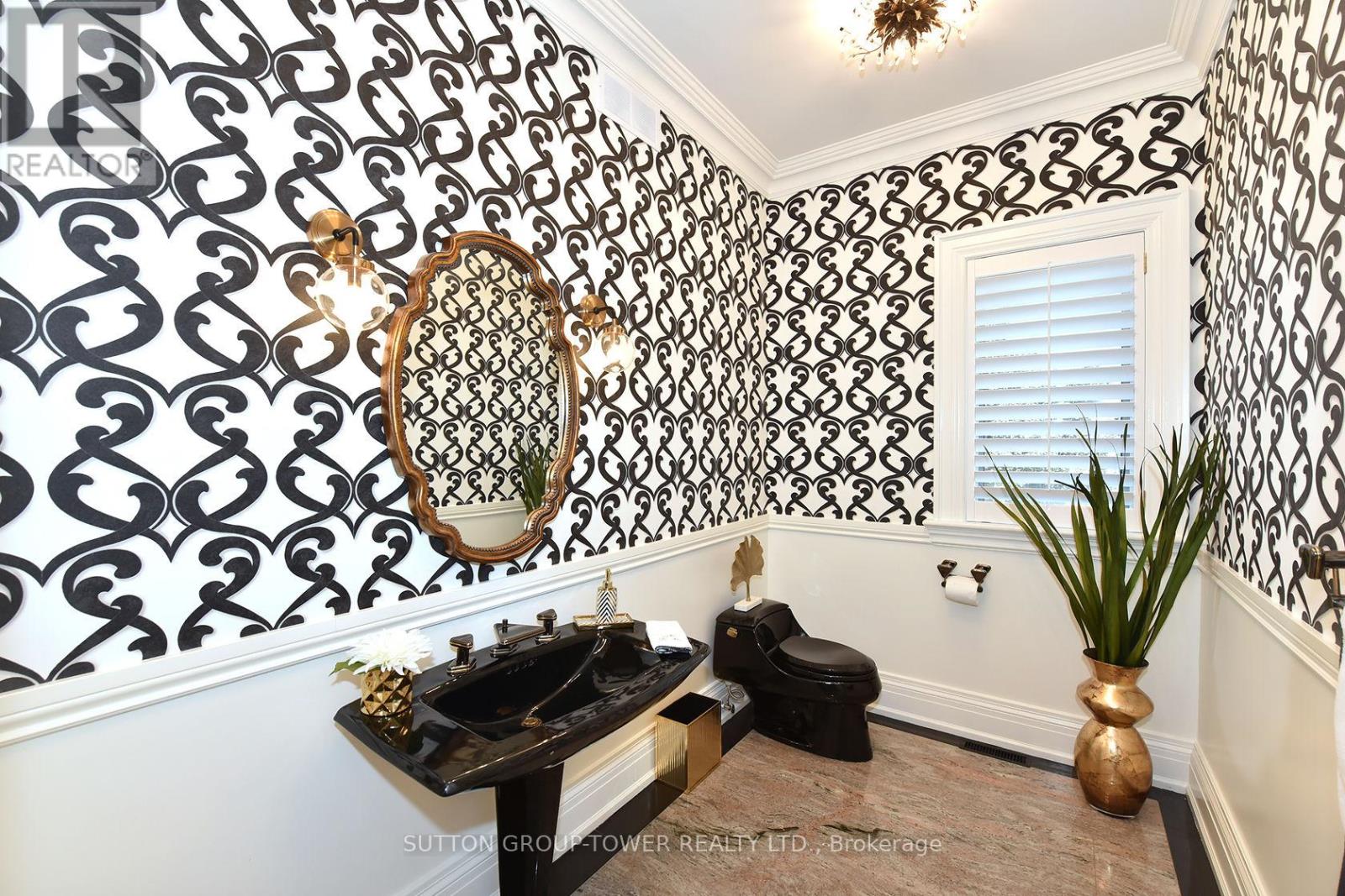 Photo 11 of 71 Delia Place, Vaughan ON